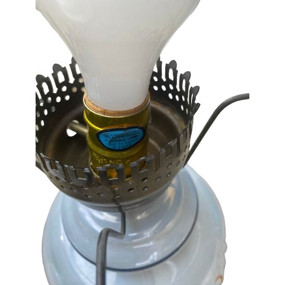 VTG Mid Century Casting Electric hurricane lamp Gone With the Wind 3 way floral - Picture 11 of 13